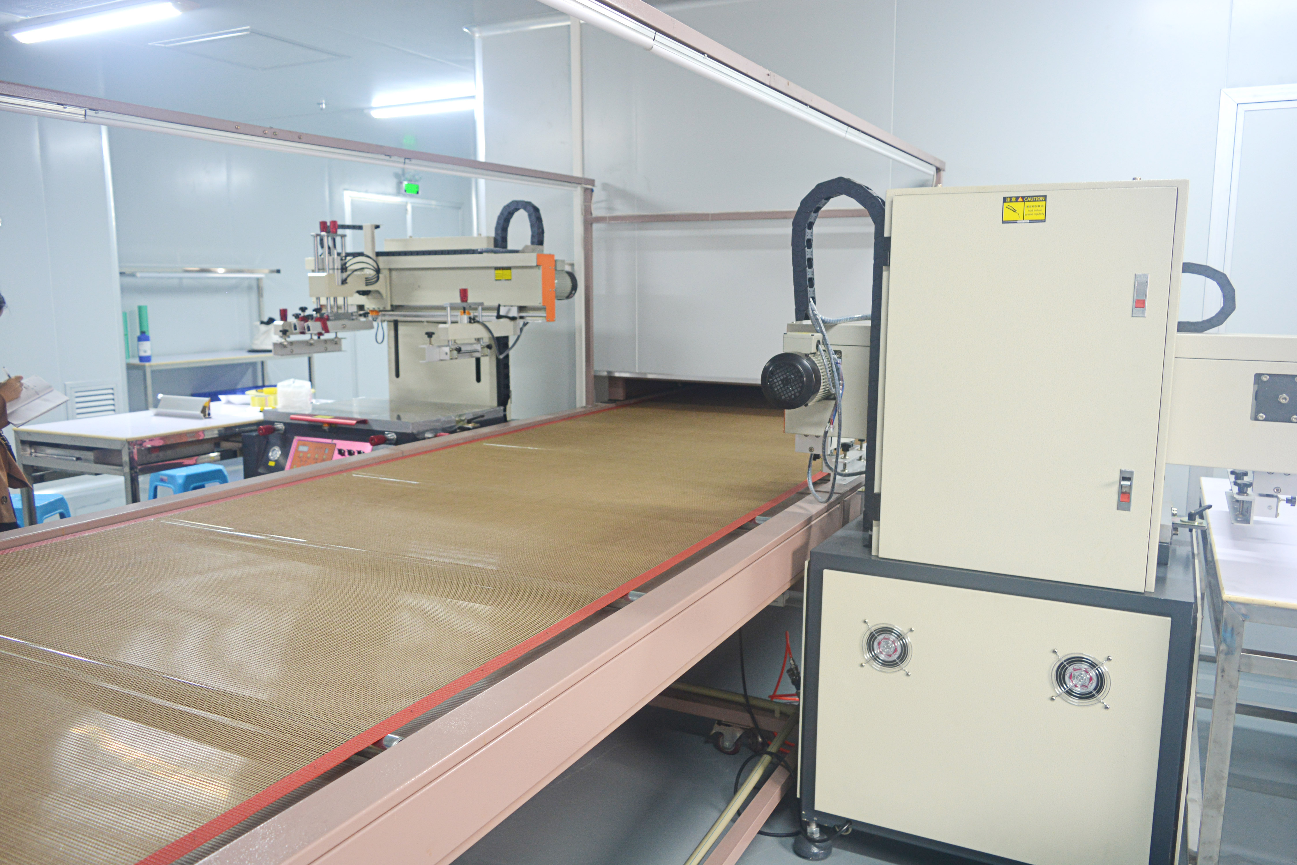 東莞昱卓塑膠模具制造